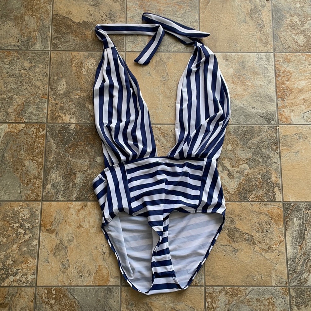 Backless XL bathing suit